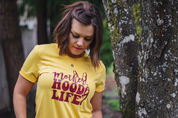 Mother HOOD LIFE™ Retro Mustard Tee